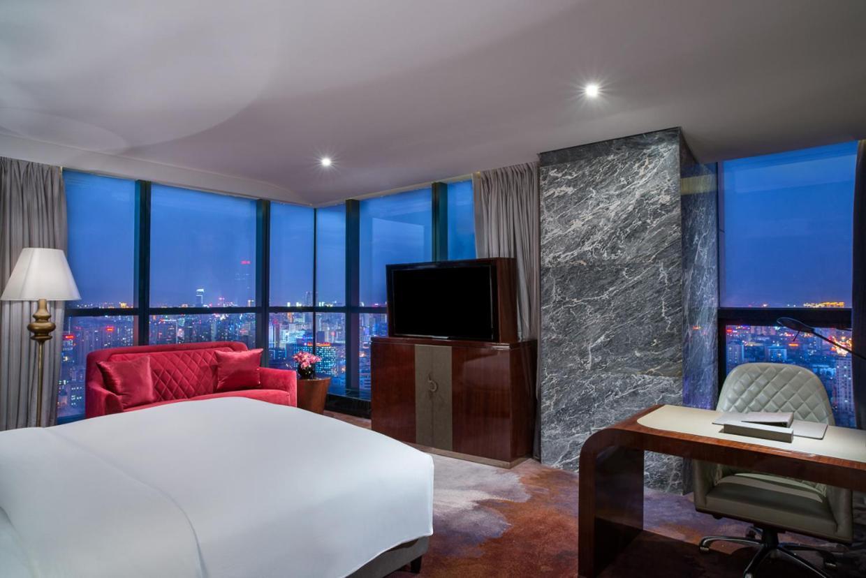 Sofitel Kunming Hotel Exterior photo